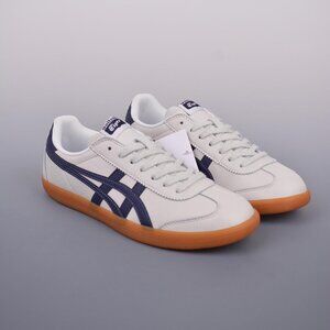 NWT Onitsuka Tiger Tokuten White Leather Sneakers